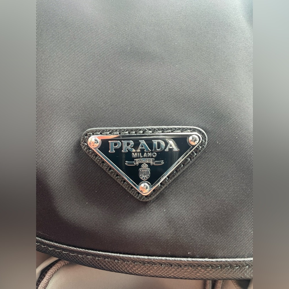 PRADA Re-Nylon and Saffiano leather back pack - Picture 4 of 10